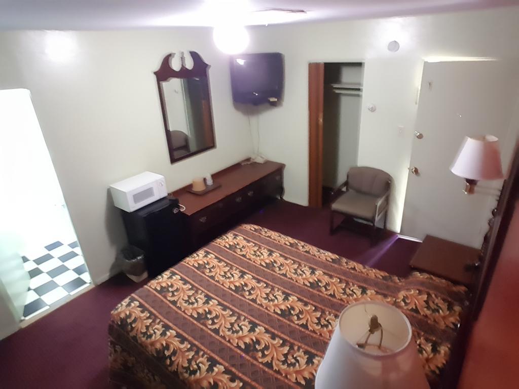 Travelers Motel Elko Phòng bức ảnh